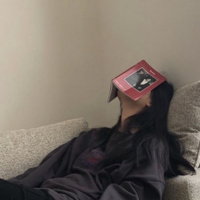 女生真人头像合集 共12张