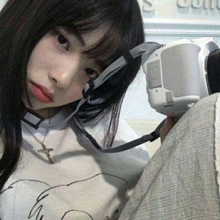 热门高冷气质女生头像合集 共12张