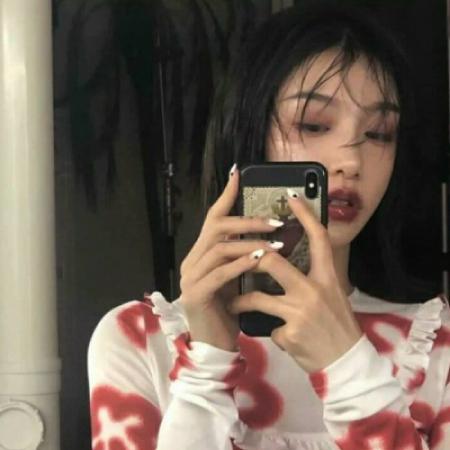 女生高冷真人微信头像合集 共12张