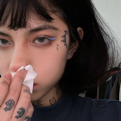 当下超火的女生丧系头像合集 20张