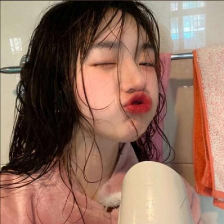 超火个性女生高清头像合集 一共20张