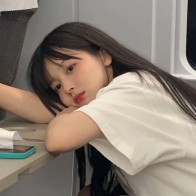 9张女生微信真人头像 赶紧来存