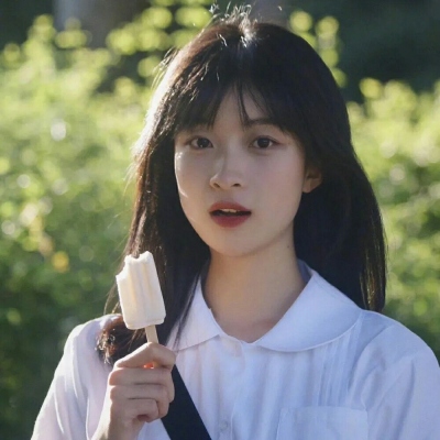 5月超治愈圆脸女生真人头像合集 20张直接存