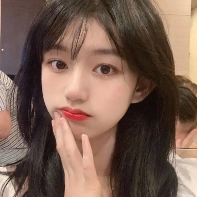 网恋用得上的14张真人女生头像合集