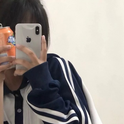 超火不露脸女生微信头像 17张高清合集