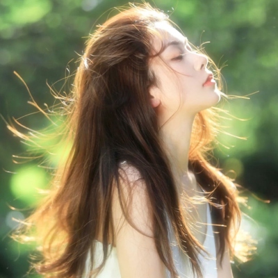 20张有质感的成熟女性微信头像合集