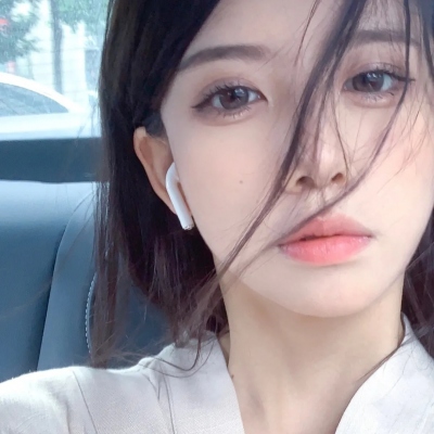 女生头像安静气质干净大方 8张合集上新啦