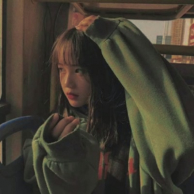 8张超好看的真人女生头像合集来啦