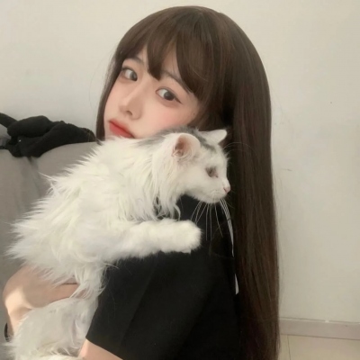 女生ins风小众真人头像合集来了！共18张不撞款的个性女头