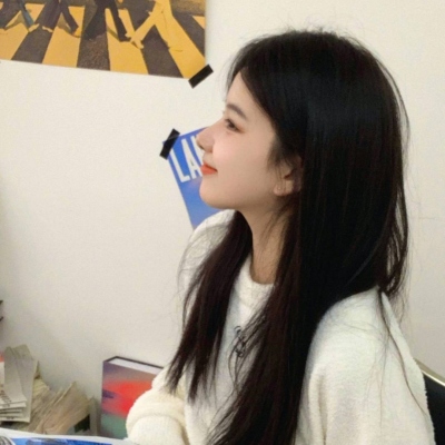 超火的女生真人微信头像 20张合集