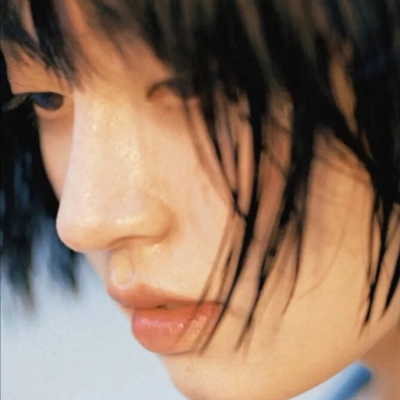 19张氛围感拉满的真人女生头像合集