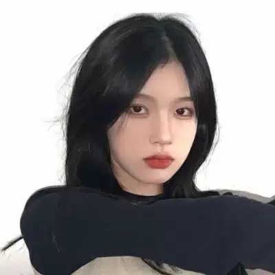 小红书爆火的真人女生头像 共17张