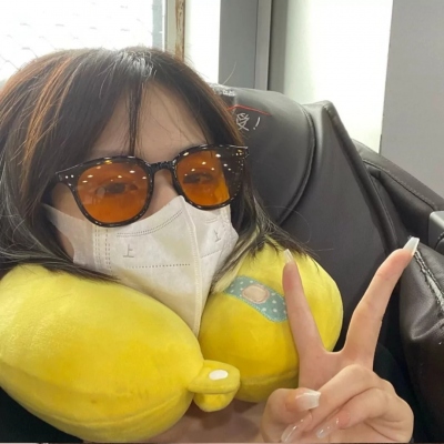 20张真人女生生活照头像合集 氛围感拉满