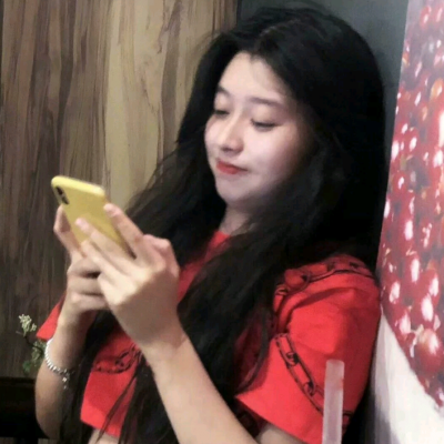 5月超治愈圆脸女生真人头像合集 20张直接存