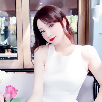 高清气质款唯美女生头像合集 共12张