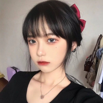 女生真人高清好看头像网图 共16张