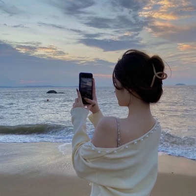 超火的仙气真人女生头像合集来啦，一共6张风格唯美的图片。