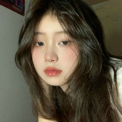 5月氛围感拉满的女生头像合集来了，15张美照直接惊艳朋友圈