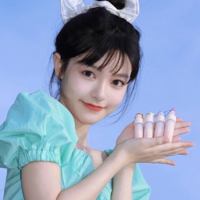 5月清新简约款女生头像合集，13张大方好看的头像图来啦