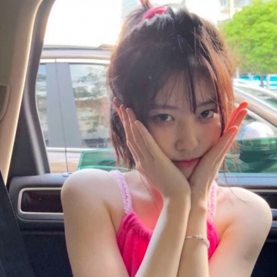 女生真人青春自然头像合集 共13张