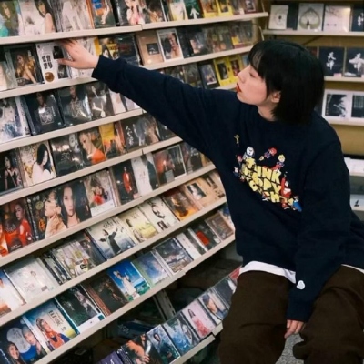 11张真人高冷女生头像合集 氛围感拉满