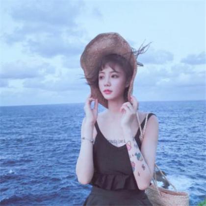 女生海边真人头像合集 共14张