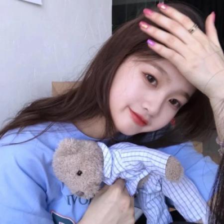 女生唯美小清新微信头像合集 共12张