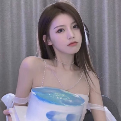 超火女生个性高清头像合集，一共20张