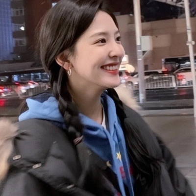 女生QQ网络头像合集 12张高清优质头像分享