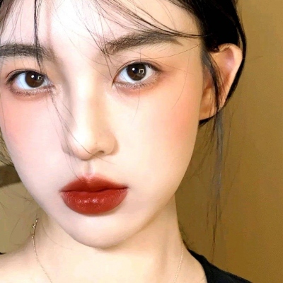 12张超好看的真人女生头像合集 颜值拉满的女头图集