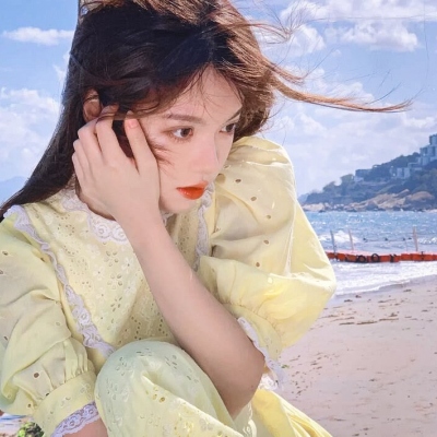 当下超火的真人女生QQ唯美头像 15张合集