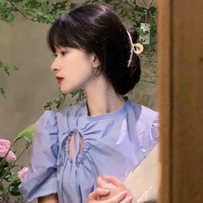 当下超火的真人女生QQ唯美头像 15张合集