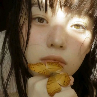当下超火的女生丧系头像合集 20张