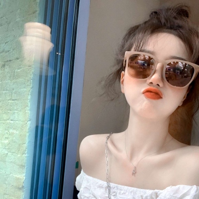 10张氛围感拉满！最新款气质女生微信头像合集