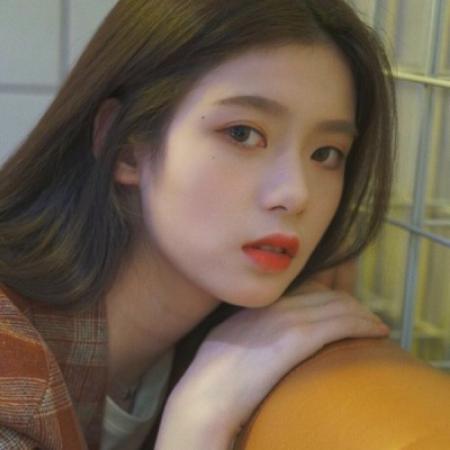 超火女生高清头像合集 一共12张