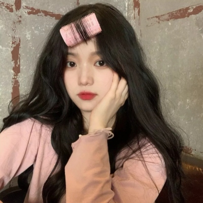 ins风温柔女生头像合集 共18张高清图