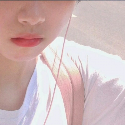 12张可盐可甜的甜妹女生头像 快存起来