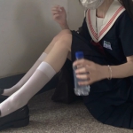 超酷不露脸半身JK女生头像合集 共11张