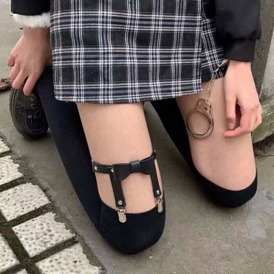 超火的不露脸女生高清头像 共18张