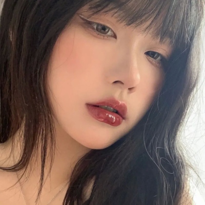 20张氛围感拉满！高级质感时尚女生头像合集