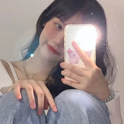 小脸头像网更新20张超优质女生头像