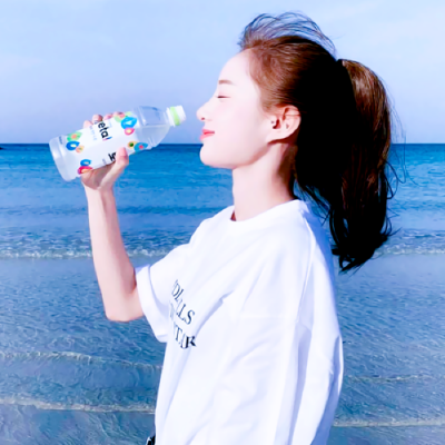 超火的女生微信头像合集 一共12张高清美图