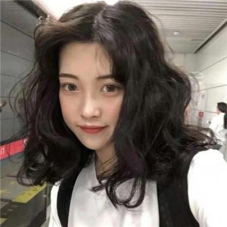 超火女生高清头像合集 一共12张