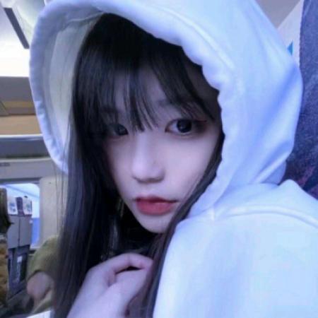 最新女生微信头像 16张真人高清版