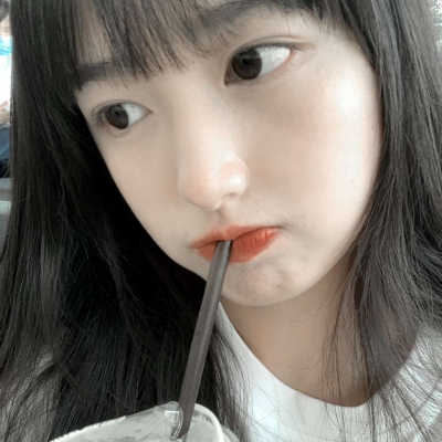 10张氛围感拉满！最新款气质女生微信头像合集