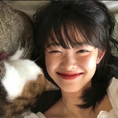 20张真人女生生活照头像合集 氛围感拉满