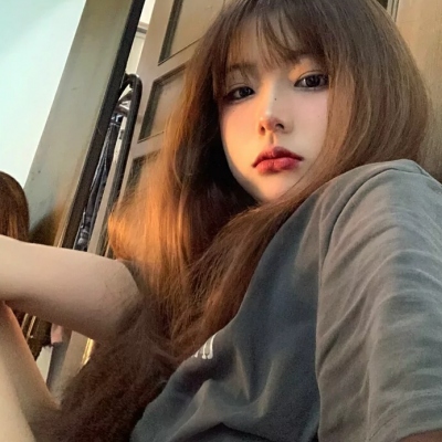 17岁少女感真人头像合集！10张青春感拉满的女生头像