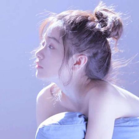 女生唯美小清新微信头像合集 共12张