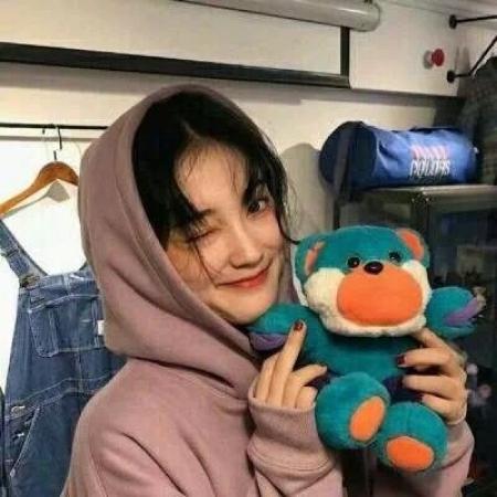 最新款个性女生头像合集 共12张