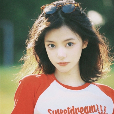15张温柔干净的女生头像 氛围感拉满
